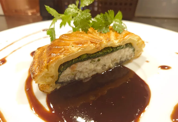  浜名湖うなぎのパイ包み焼き